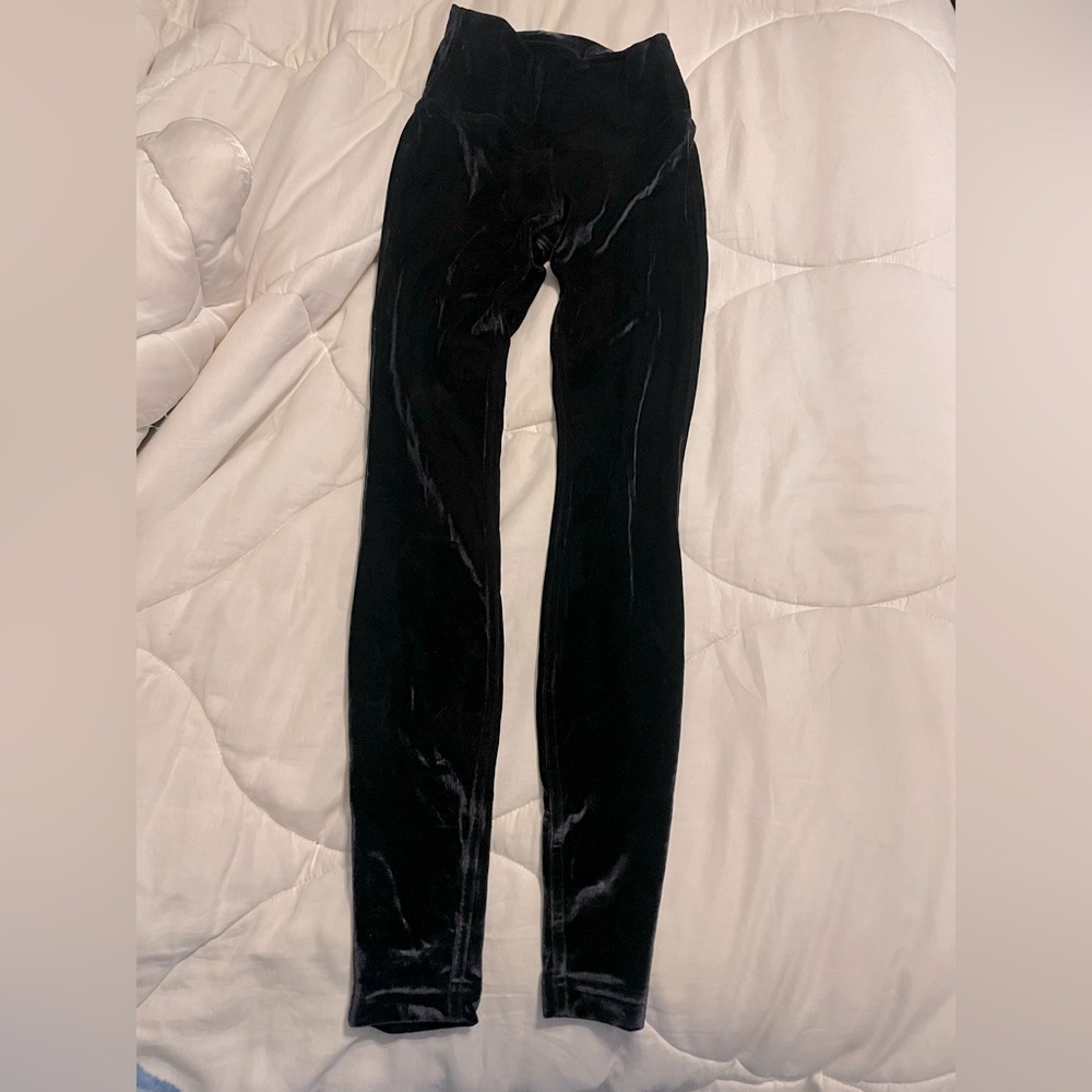 Black VEVLET Lululemon Leggings